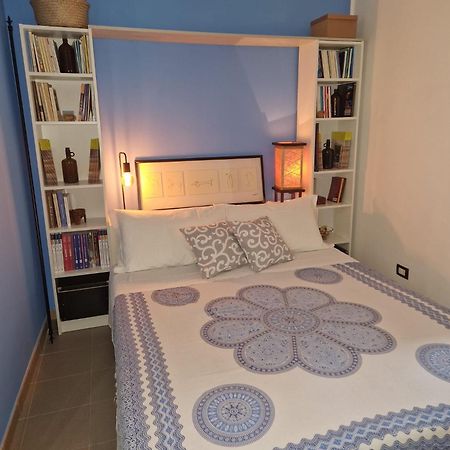 La Casa Di Melina - Home Book & Green Lovely Terrace باكينو المظهر الخارجي الصورة