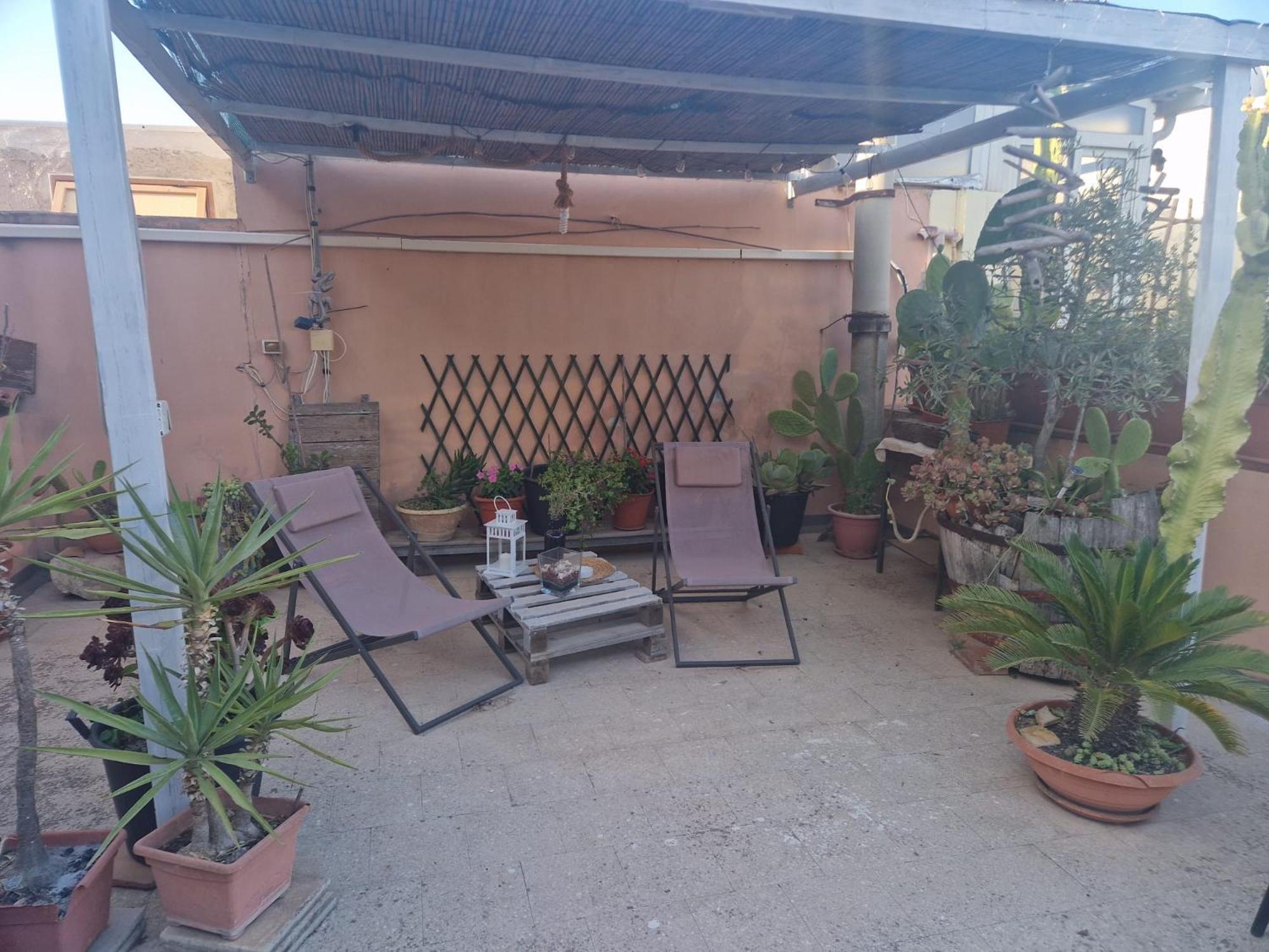La Casa Di Melina - Home Book & Green Lovely Terrace باكينو المظهر الخارجي الصورة